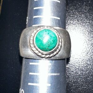 950 NAVAJO “Topicca” 8.5 Genuine Turquoise & Sterling Silver Southwestern Ring